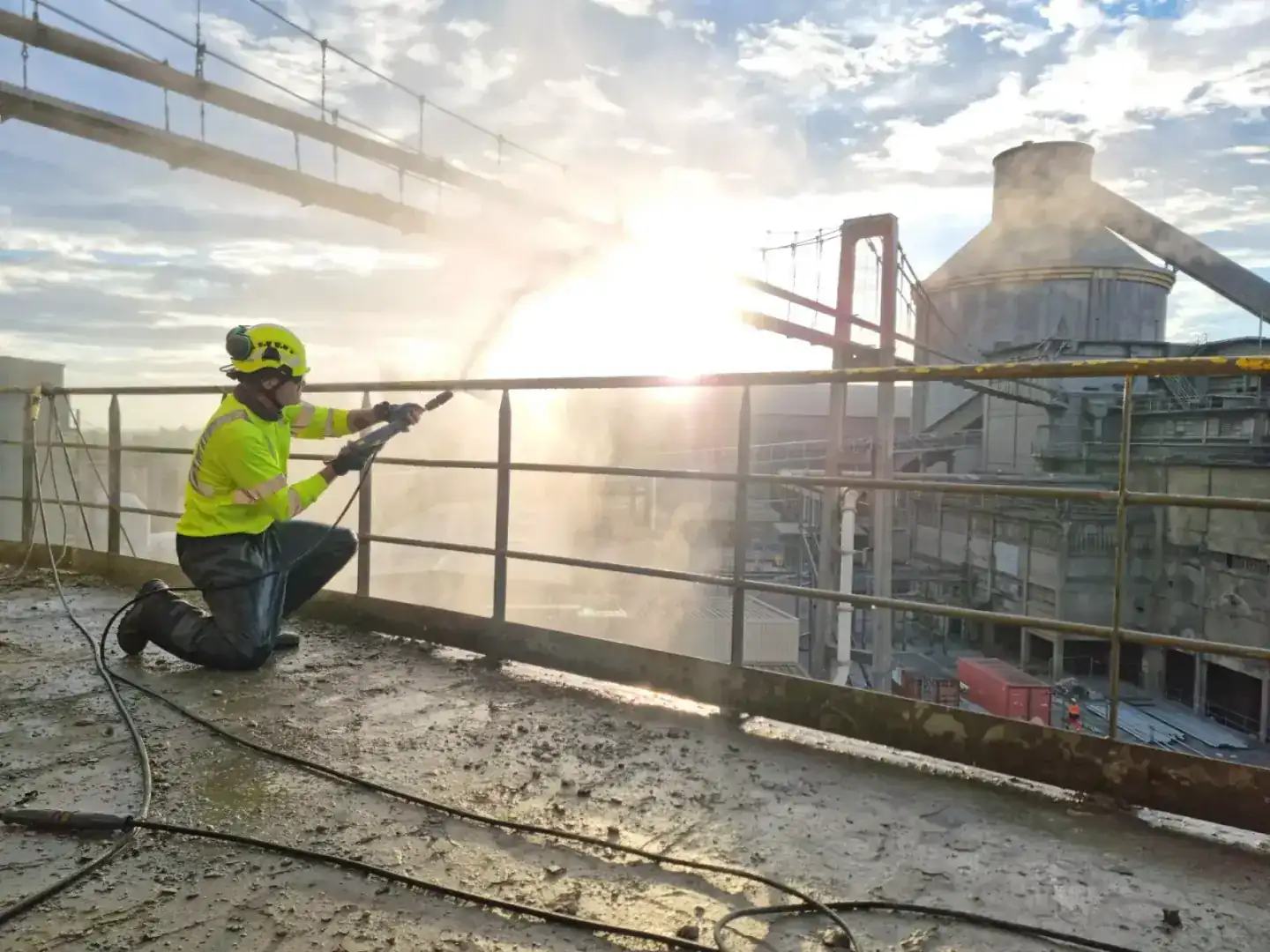 Realisations et chantiers de travaux en hauteur par 2KM en Occitanie