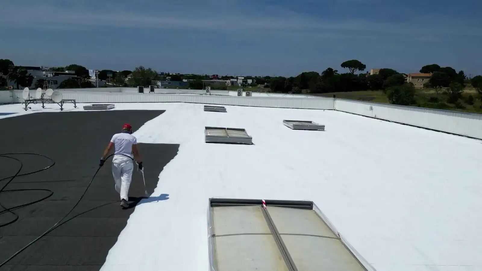 Toiture blanche Cool Roof terminée