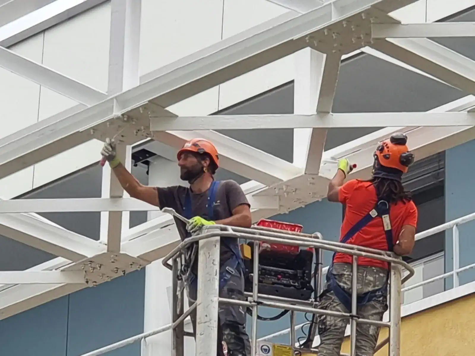 Peinture industrielle en hauteur