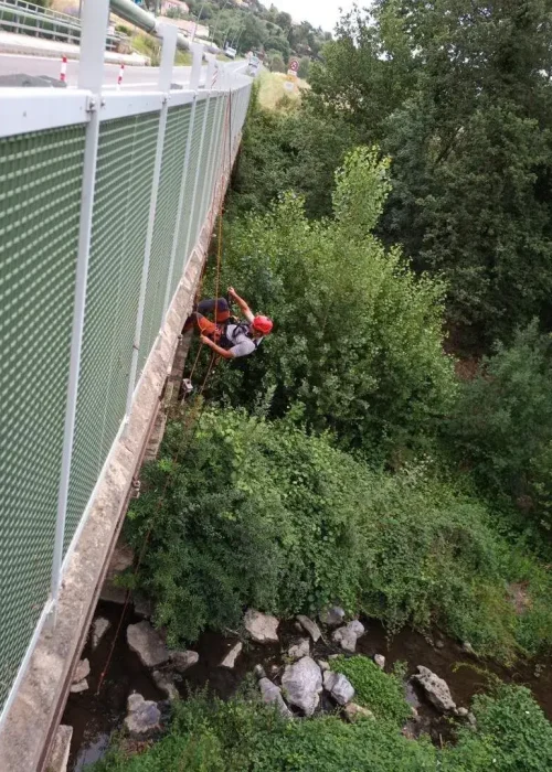 intervention sur un pont par 2km travaux hauteur